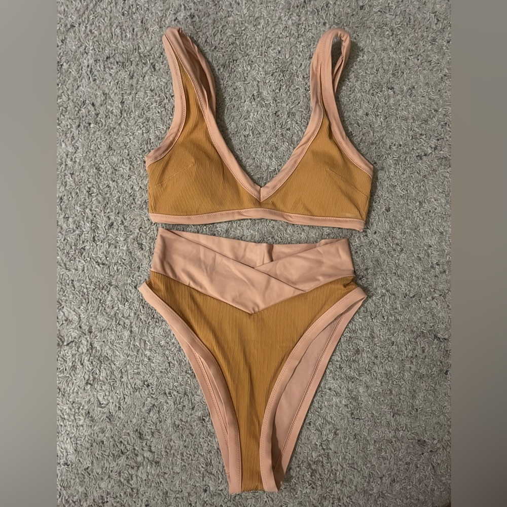 American eagle color block swimsuit
